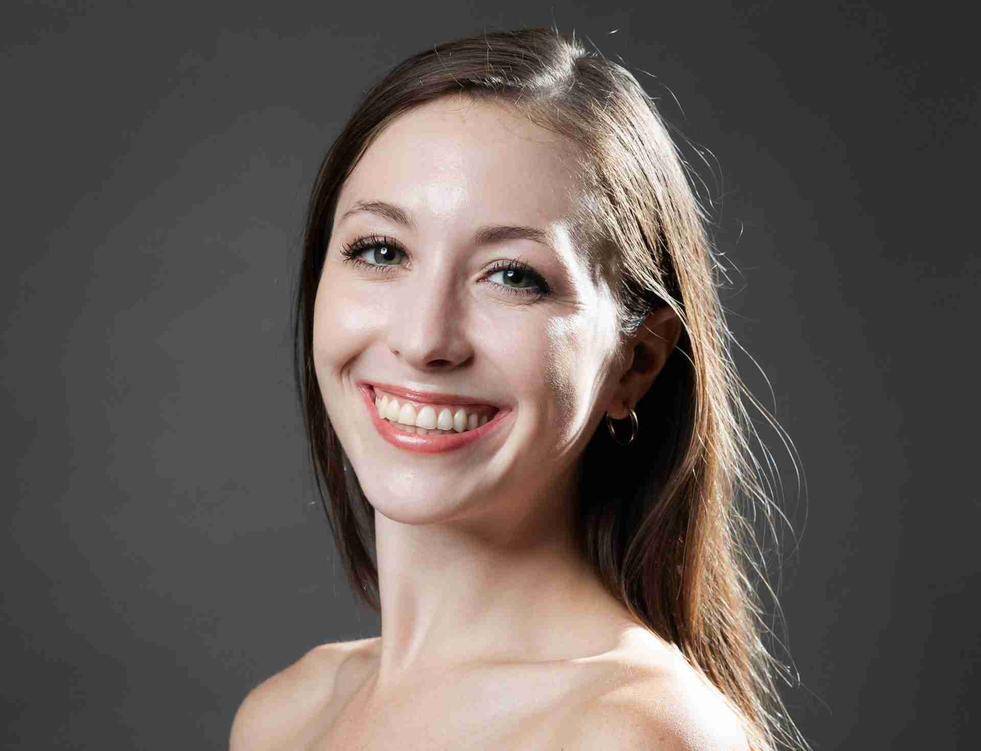 Amanda Farris-diablo-ballet-dancer